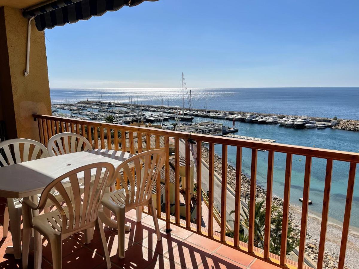 אלתיאה Sunrise Beachfront Apartment By The Marina מראה חיצוני תמונה